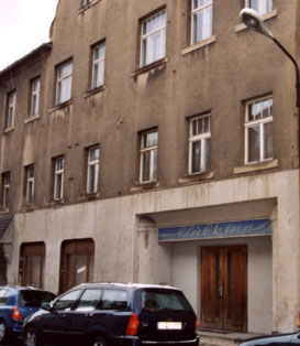 das geschlossene Clubkino Groenhain (erffnet 1985) Ende 2003; Foto: Trger